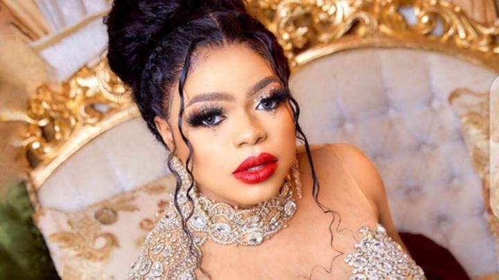 Bobrisky Donates Chairs To Kirikiri Prison