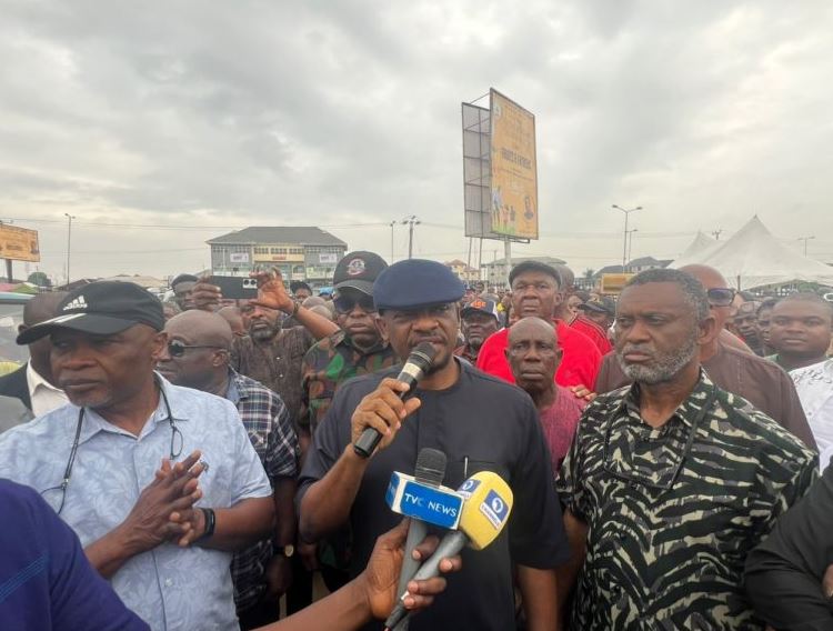 Political Leaders Rally In Solidarity March For Wike Amid Rivers Crisis (Photos)