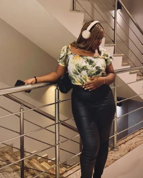 Lady Vows To Marry For Money After Witnessing Chioma And Davido’s Wedding