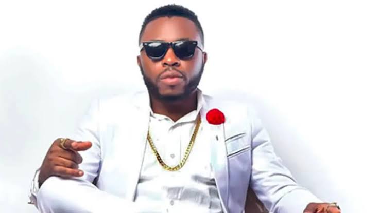 Samklef Slams Davido for Inviting ‘Dirty’ Verydarkman to His Wedding