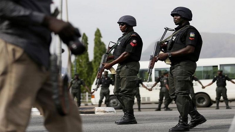 25-Year-Old Man Gets Nabbed With Pistol In Lagos