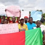 Angry Youths Shut Down SEEPCO OPL Oil Field in Bayelsa (Photos)