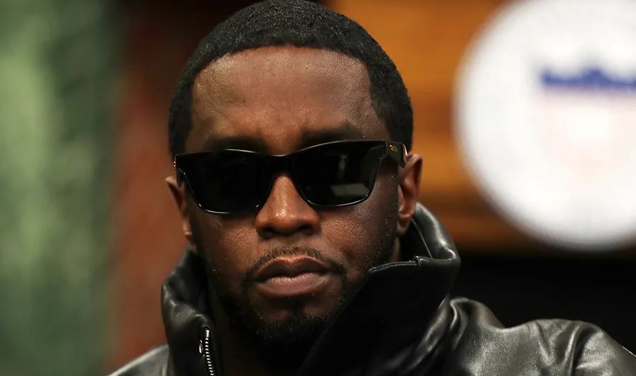 Diddy Sued By Woman Accusing Him Of S3x Trafficking Her At Parties