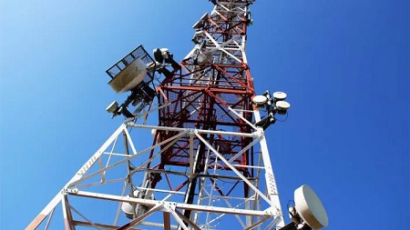 Update on Borno Man Who Climbed Radio Mast to Commit Suicide Over Fuel Subsidy (Video)