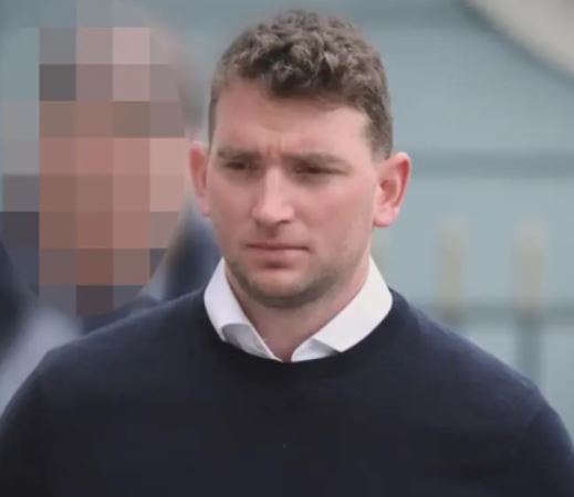 Banker Fired After Pleading Guilty To S3xually Assaulting Niece When She Was 6