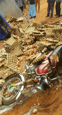 Business Owner Suffers Major Loss As Tricycle Carrying Crates Of Eggs Crashes (Video)