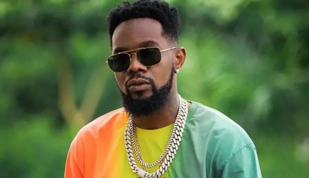 I Hawked On Lagos Streets With My Father – Singer, Patoranking Says