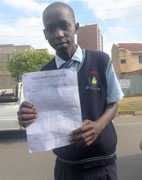 Secondary School Student Spotted Begging in Traffic to Pay School Fees (Video)