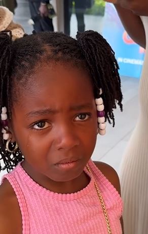 Little Girl Refuses To Return To Canada After Two-week Visit To Nigeria (Video)