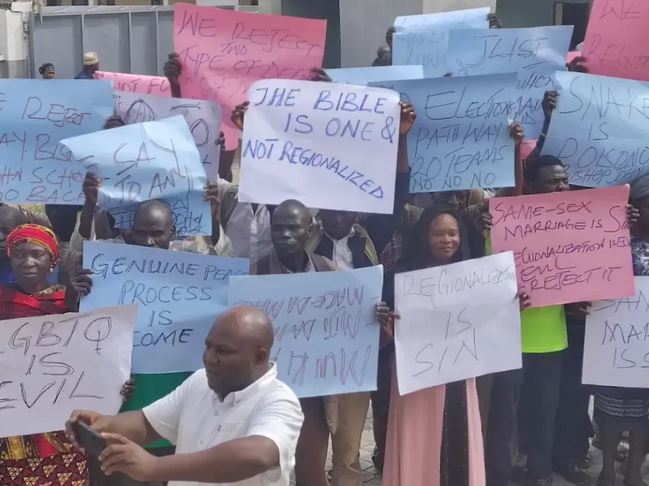 Drama As Church Members Protest In Gombe, Disown Faction Promoting LGBTQ Rights