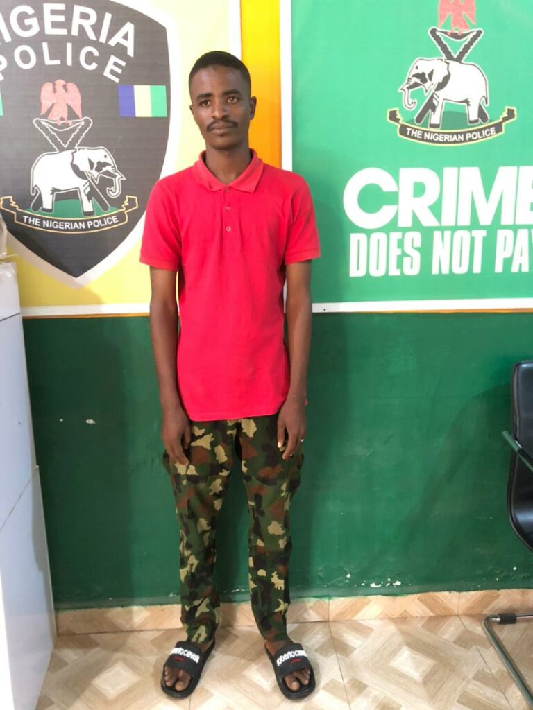 Bauchi Police Apprehend Man For Posing as Military Personnel to Defraud Victim (Photo)