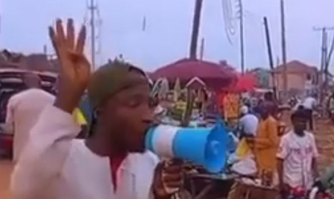 Youth Mobilises Kano Residents For ‘EndBadGovernanceInNigeria’ Protest At Popular Market (Video)