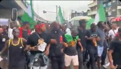 Massive #EndBadGovernance Protest Happening In Rivers (Video)