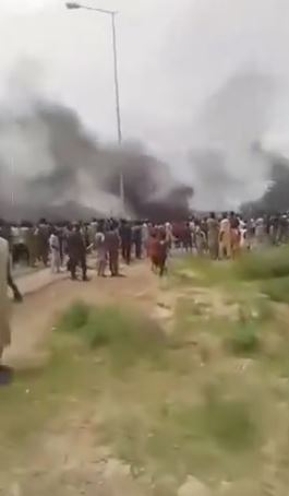 Youths Stage Protest Near Buhari’s Home In Daura, Katsina (Video)