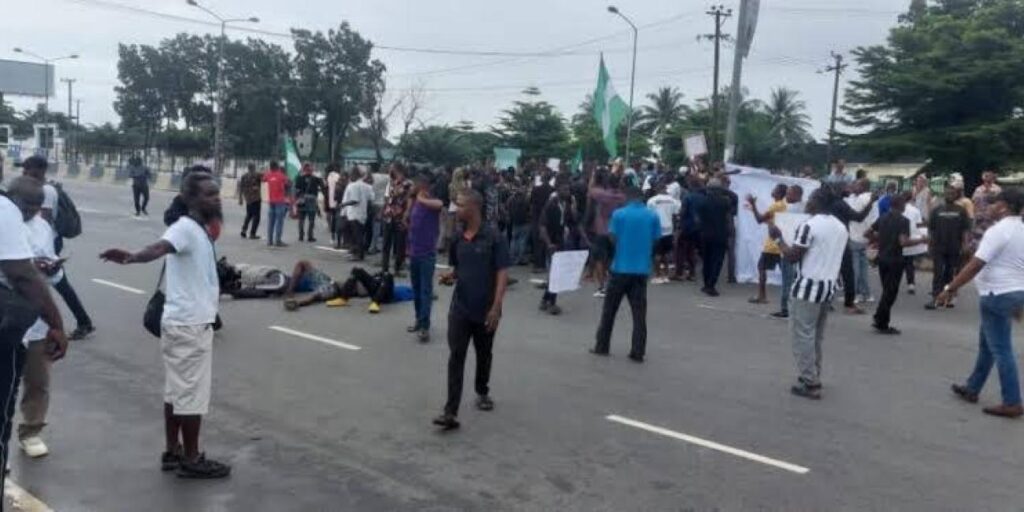 Thousands Of Protesters In Gombe Troop Out For #EndBadGovernance Day 3