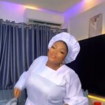 Eniola Badmus Trades Words With Her Followers (Video)