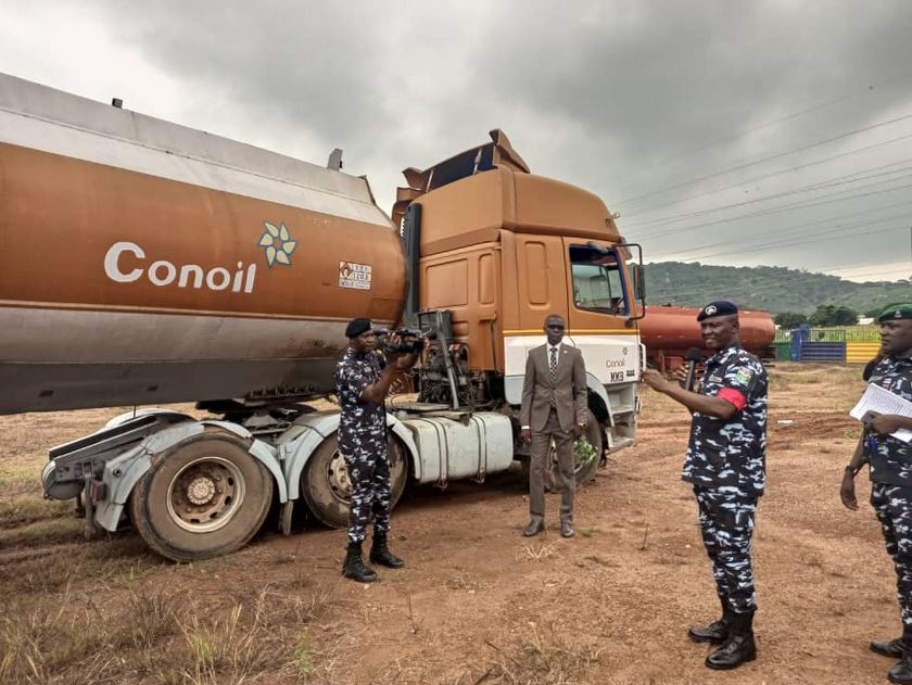 Oil Thieves Arrested While Conveying Refined Product To Cameroon