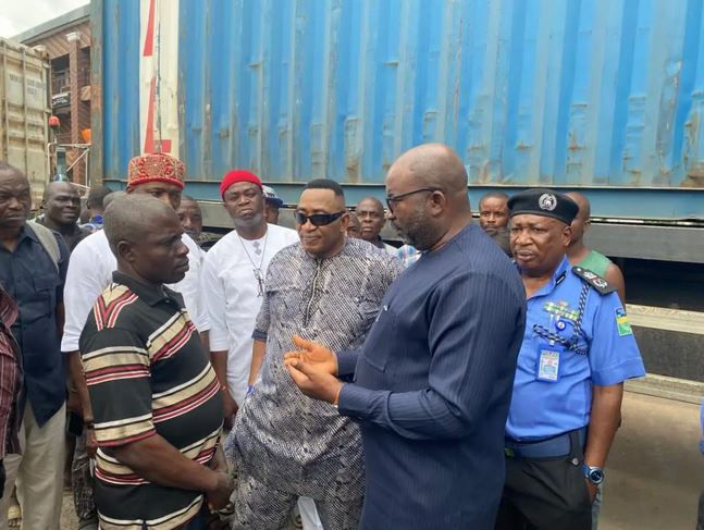 Truck Drivers Block Roads Over Alleged Harassment, Extortion By Govt Taskforce In Imo