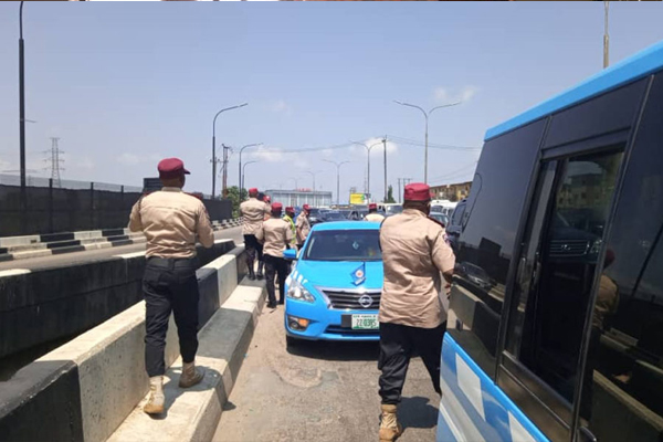 FRSC Hands Over N1m Recovered From Deceased Accident Scene To Victim’s Family