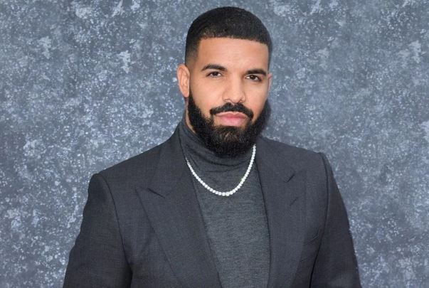 Drake Loses $450,000 Bet As Plessis Defeats Israel Adesanya