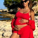 Wizkid’s Babymama, Jada P Flaunts Baby Bump In New Video