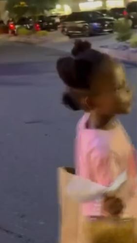 Little Girl Uses Money She Earned From Cleaning Her Room To Buy Her Mother A Bag On Her Birthday (Video)