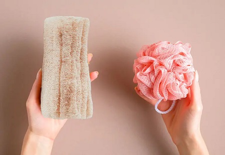 It’s Not Necessarty to Bath With Sponge Frequently – Dermatologist to Nigerians