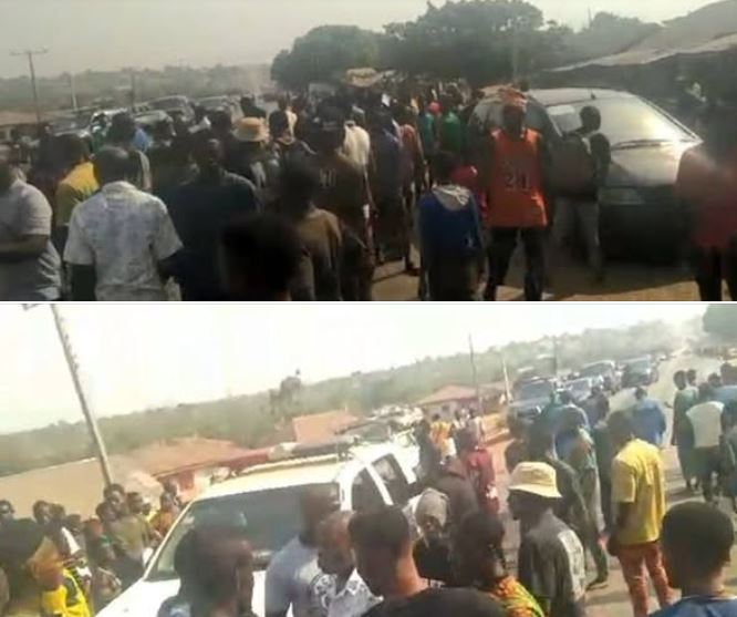 Drama As Angry Youths Block Highway Over Killing Of Farmers In Kogi Community (Photos)