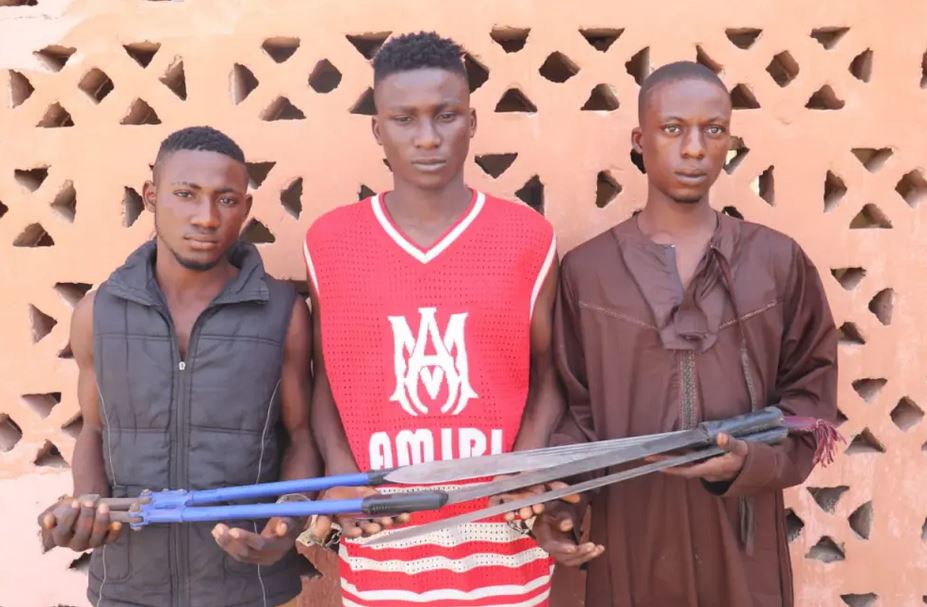 Police Raid Hotel, Arrest 3 Suspected Armed Robbers In Minna