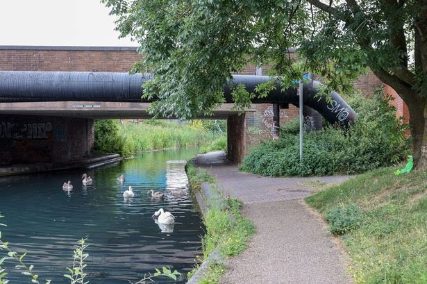 2-Year-Old Nigerian Boy Dr0wns In UK Canal On Same Day Family Was Moving House Over Water Fears