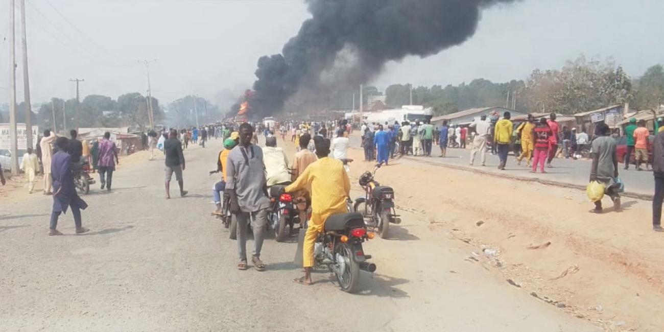 Scores Feared Dead Including Pregnant Woman As Fuel Tanker Explodes In Niger State (Video)