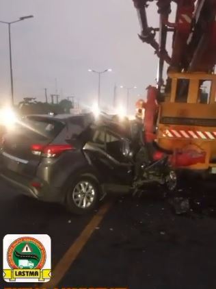 Vehicle Wrecked After Collision With Crane In Lagos (Video)