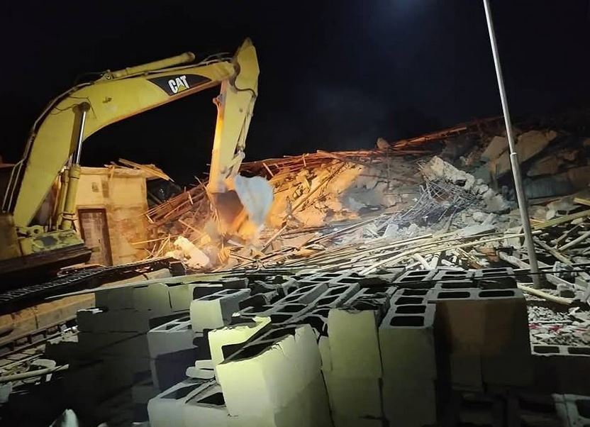 Two Construction Workers Rescued As Three-storey Building Collapses In Anambra (Photos)