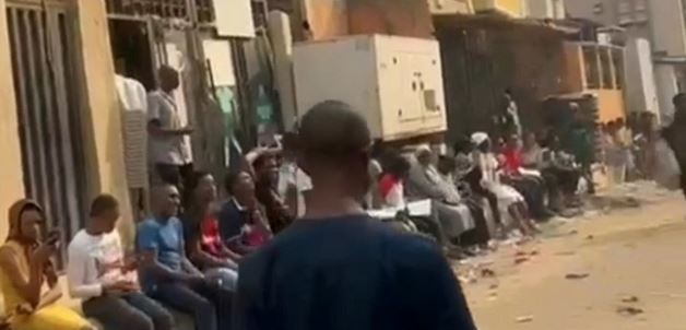 GCE Candidates Left Stranded As They Are Turned Away From Exam Centre In Victoria Island (Video)