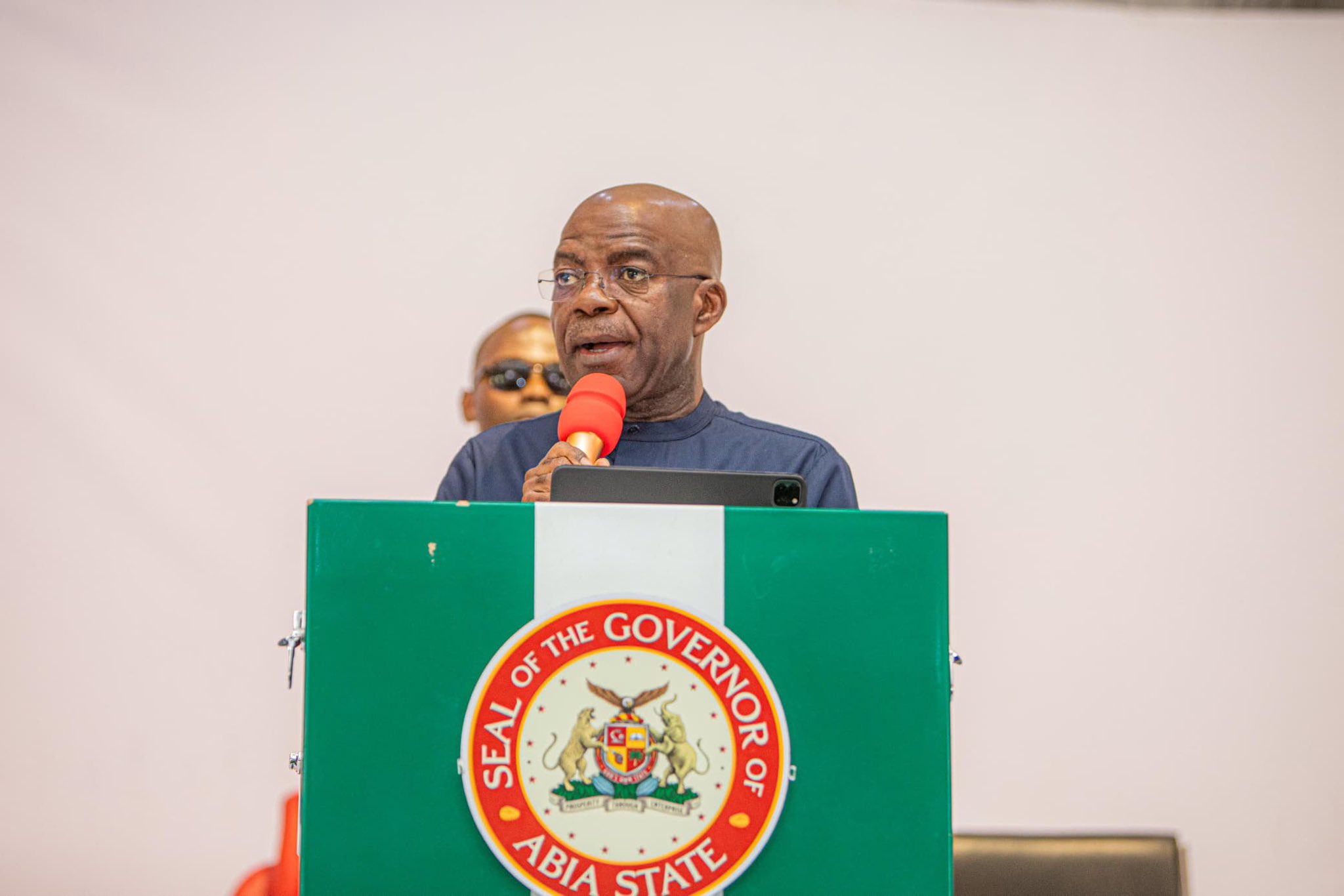 Over 17,000 Apply for 2,500 Teaching Positions in Abia